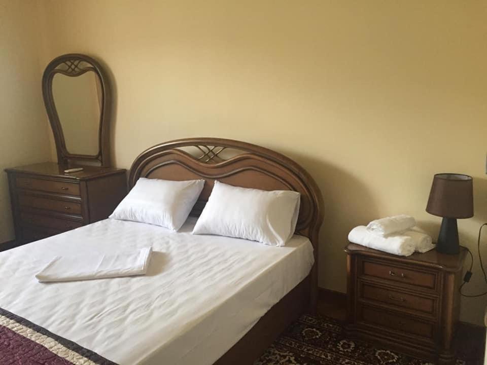 Holiday Home Ереван Экстерьер фото